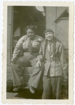 classicladiesofcolor:Trumpeter Ernestine ‘Tiny’ Davis and saxophonist Willie Mae “Rabbit” Wong traveling with the International Sweethearts on a European USO tour.