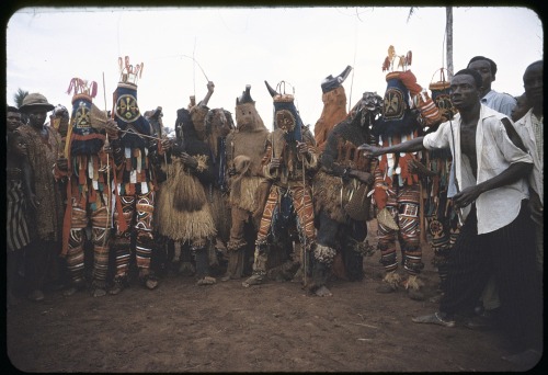 Masqueraders at Ugwuoba, present-day Enugu State. Eliot Elisofon, 1959. Smithsonian.Masked and costu