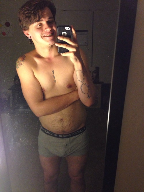 thatoneguy9892:  I missed tummy Tuesday by a couple of hours, but here they are 😁