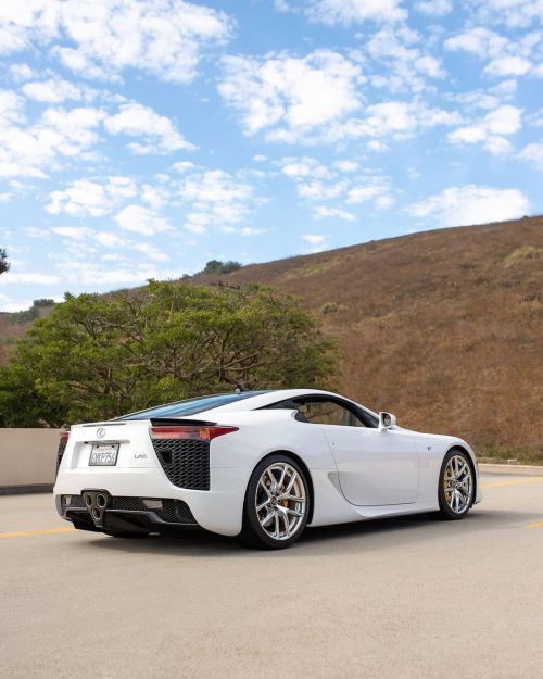 Lexus LFA