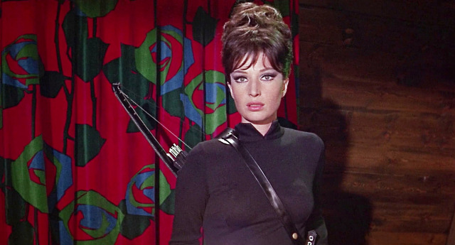 Monica Vitti in Modesty Blaise (Joseph Losey - 1966)