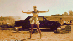 notmyskies:  omgconcreterose:  sourcedumal:  Y’all. I just paid off one of my student loans completely.     Praise. Take the shackles off my feet!!!!