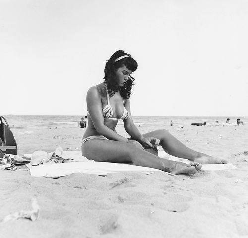 Bettie Page photographed by Bunny Yeager, adult photos