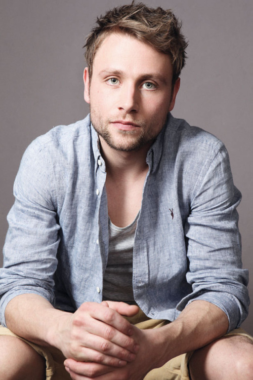bettertalktomatty:  Ridiculously attractive casts - Sense8 