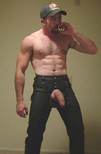 chicagom4m:   Follow me at http://chicagom4m.tumblr.com  Guys who I find SEXY and videos that excite 