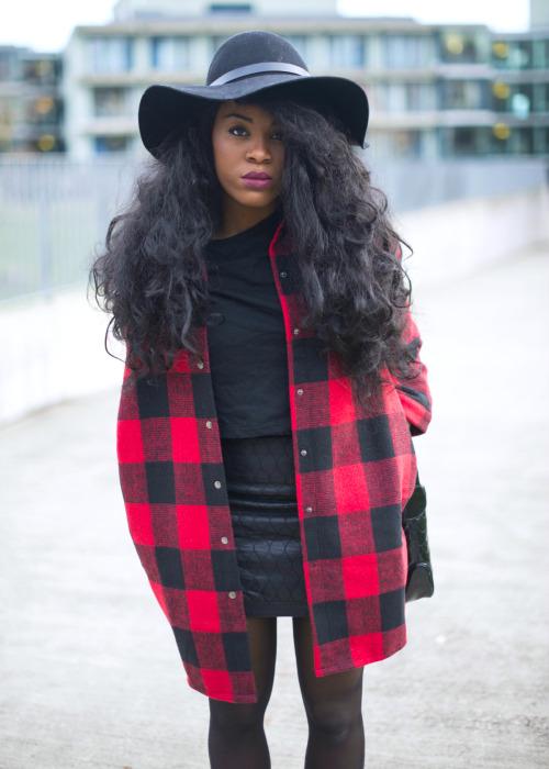 TARTAN JE TE TIENS (by Wallace Yolicia) Fashionmylegs- Daily fashion from around the web