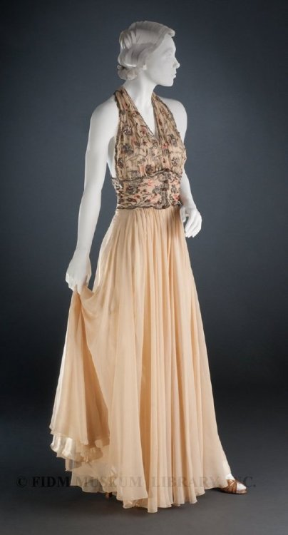 fashionsfromhistory: Evening Dress Madeleine Vionnet 1936-1938 FIDM Museum