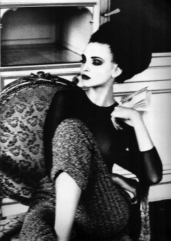 laviearose:  laviearose nadja auermann vogue uk october 1991 