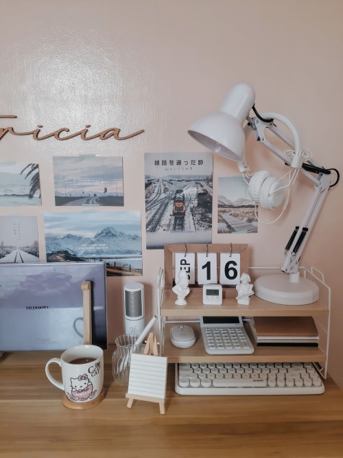 Yes, A Cleaner Desk And New Pictures Up
