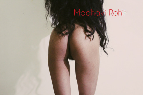 hotwifemadhavi: Who wannaaaa bang it from behind…. Most of the time she undresses and gets na