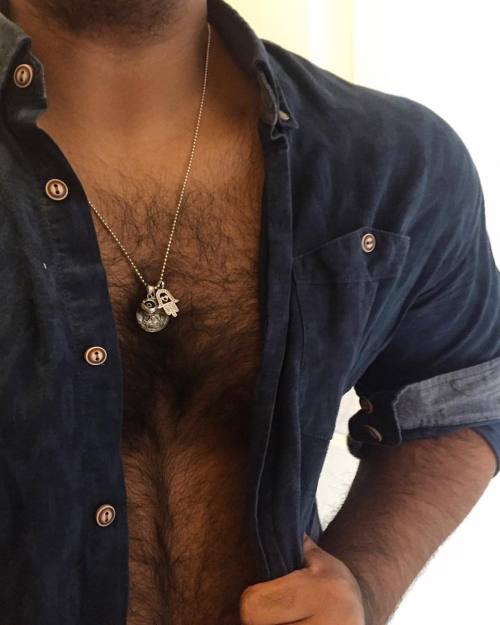 demvisualfeels:It’s sweater weather… need another layer 😬