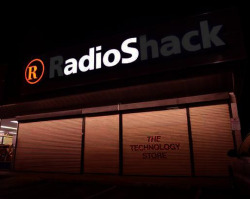 tastefullyoffensive:Radio Shack after going