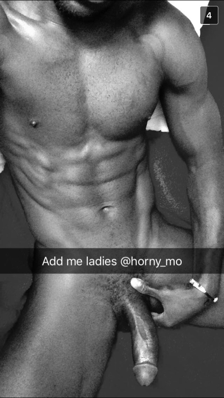 couplepegging:  Thank you for the fan submission via Snapchat. Add away. ;)  Snapchat