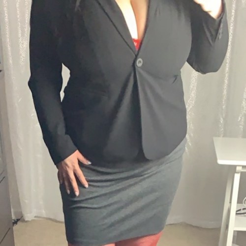 happygoluckypyro: Business casual www.instagram.com/p/BvzqZssgjHWxCu8m7F8piVcd70Wer1Qtl4hCUU