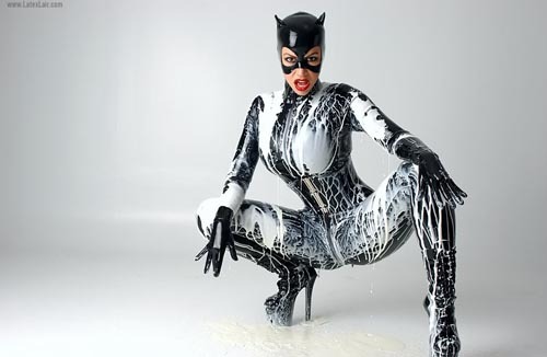 looking4mymuse:  Rawr!