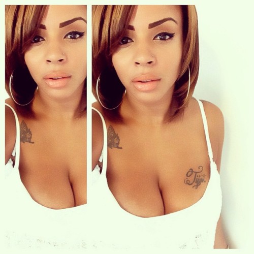 goldieloc:  azzstupidphat:  Romy Tijan  Shorty got that sex appeal..