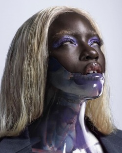 hauntedcypunk:Queentoide by Erwan Bacha for Magazine Uniforme 