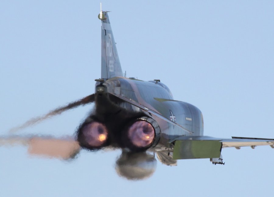 wombatmac:  The legendary McDonnell Douglas F-4 Phantom II - a variety of images