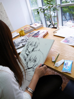 ozeanflug:  Kino Hinoki drawing Shion and Nezumi on campus. ❀ 