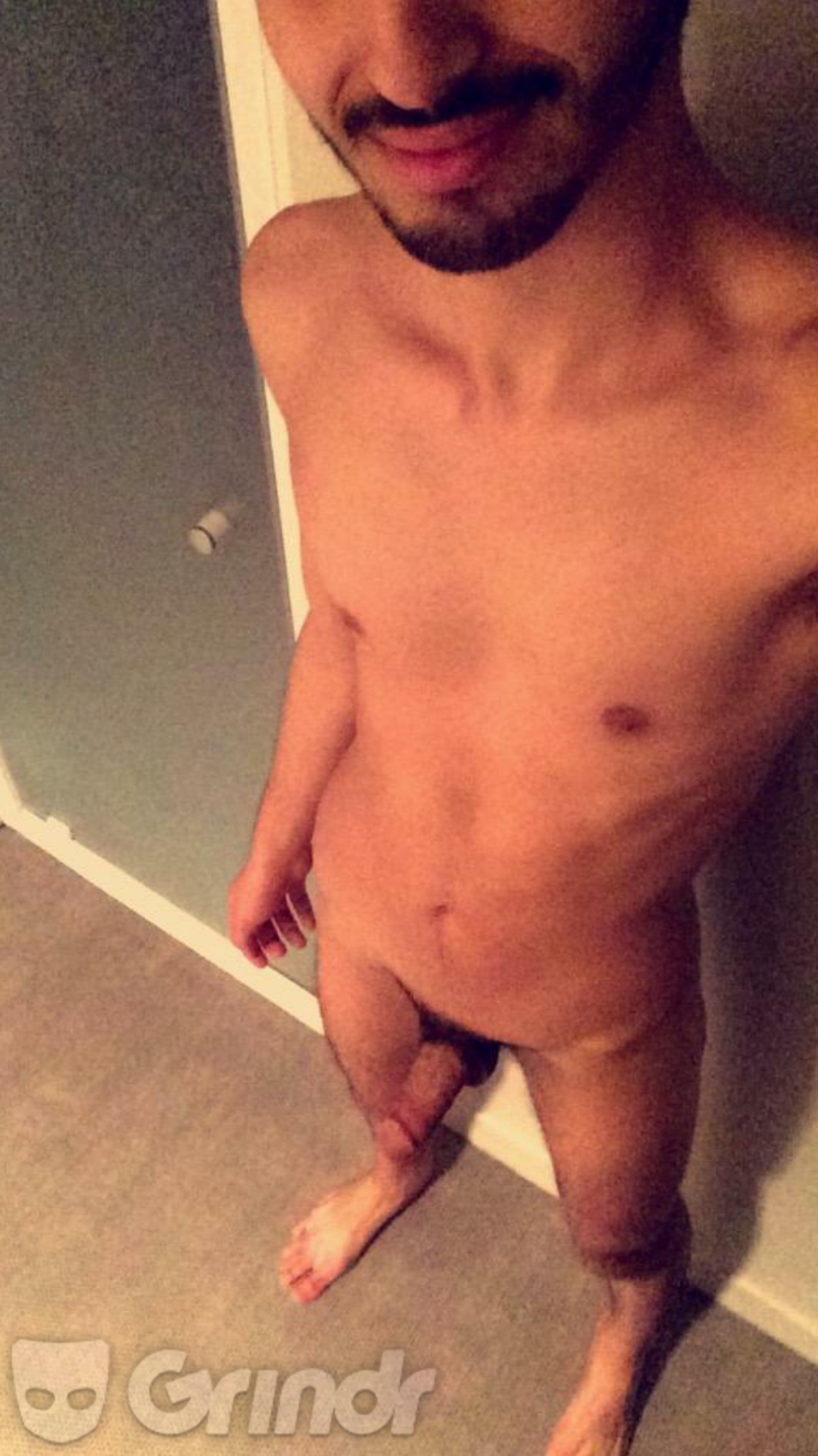 frenchies-lads:  Grindr boy Madj &lt;3 