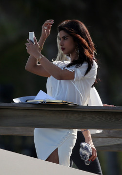 celebritiesofcolor:  Priyanka Chopra filming