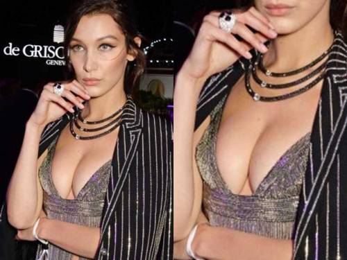 XXX starprivate:  Bella Hadid marketing her bumpy cleavage photo