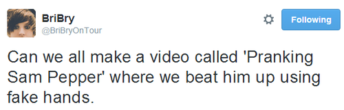 troyeisnotontyler:  I’m really glad youtubers are also reacting to this 