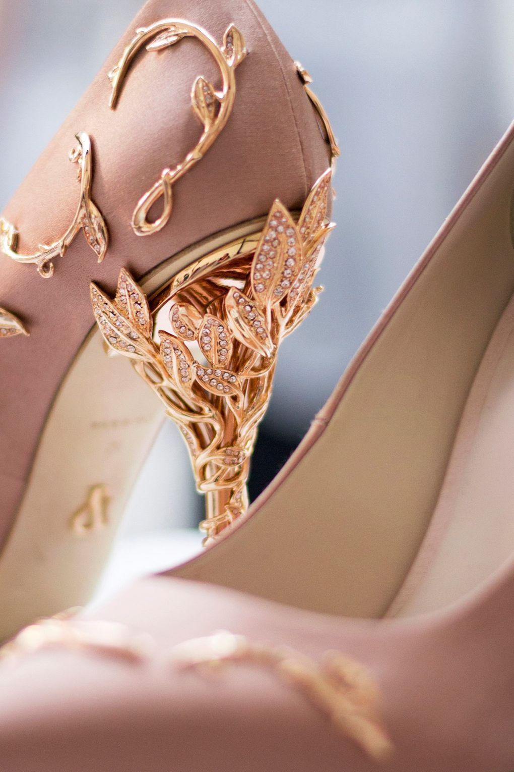 nomnombbkyu: Ralph &amp; Russo AW16 Couture 