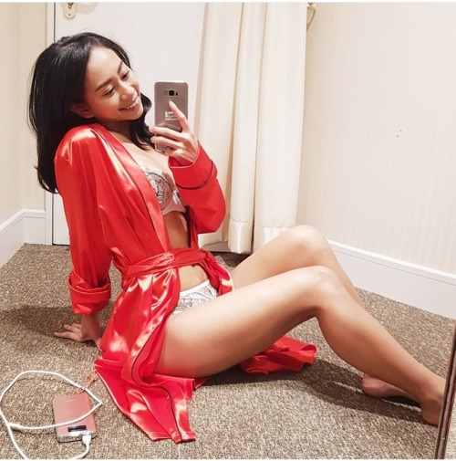 absolutewanker27: Danasafia  #sgmalay #sgmalaybabes #sghotties