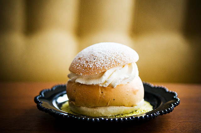 vintagefoods:  .3379 by hildagrahnat on Flickr.