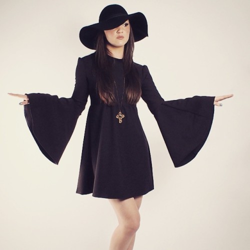 Channel your inner hippie with this Handmade 60&rsquo;s Inspired Bell Sleeve Dress by @violethou