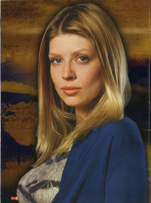 "Seeing Amber" Interview With Amber Benson By Abbie Bernstein