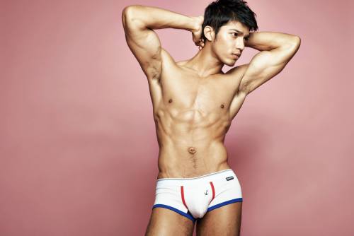 glad2bhere:  glad2Bhere.tumblr.com/archiveShan Ratnam Model