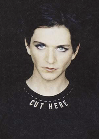 voxx-humana:Brian Molko - T-Shirts