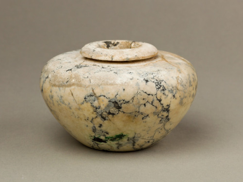 met-egyptian-art:Squat jar by Egyptian ArtMedium: MagnesiteGift of Egypt Exploration Fund, 1901Metro