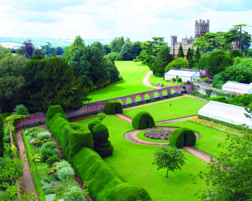 wapiti3: Highclere Castle Gardens set for TV series Downton Abbey, has stunning gardens. image s
