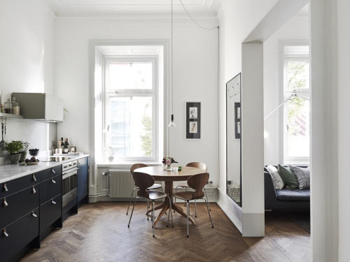 bothsidesguys: THIS PLACE MAKES ME FEEL GOOD via Coco Lapine Design