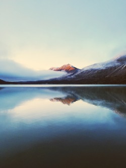 jovellyism:  Pit stop on the way to Kenai, AK. Instagram: @Jovell 