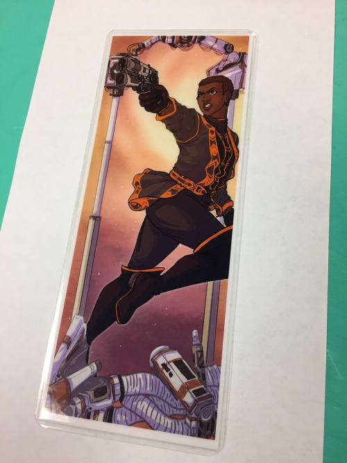 annleckie:gregorvorbarra:so I commissioned a bookmark from @m0rdecaw, who was a joy to work with and