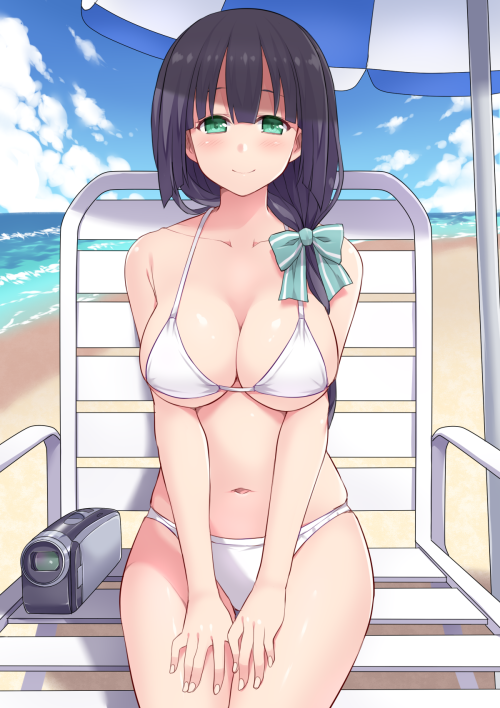 cute-girls-from-vns-anime-manga:    夏の浜辺で東郷さん。 by  天音蓮人   