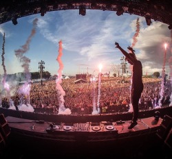 edmteam:  Martin Garrix - Creamfields 💥💥