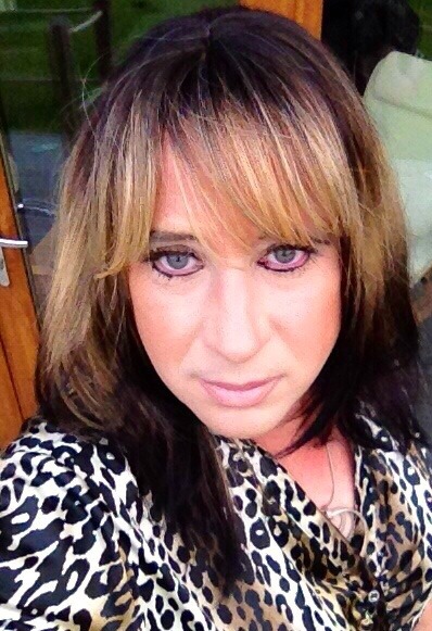 naughtypaigecd:  kirstysummers68:  Face pics for my picture making master xx  Gorgeous