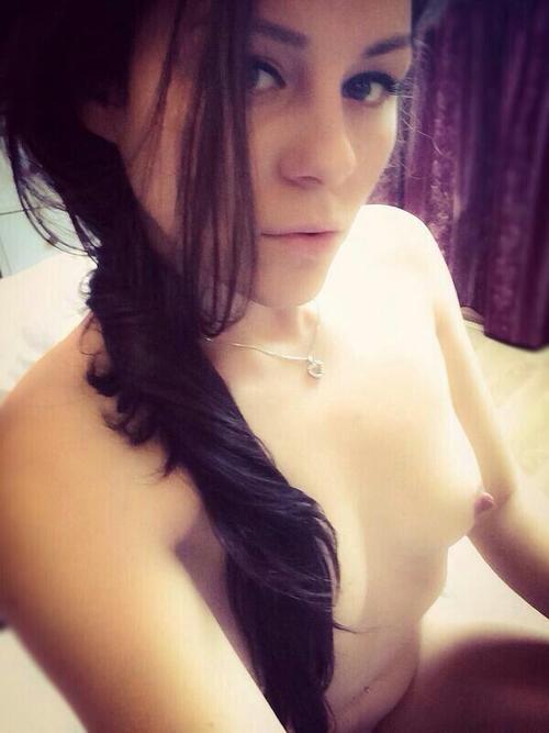 impossiblewinterheart:  my cam (18+) - my Tumblr blog (18+)