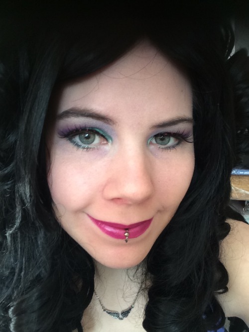 repenisulous:  skogsbrynet:  It’s been a horrible week but at least I got some new makeup to try. I’m loving that lipstick already.  Too bad the red stones on the lashes don’t really match, but I really wanted to try them out.  The red stones go