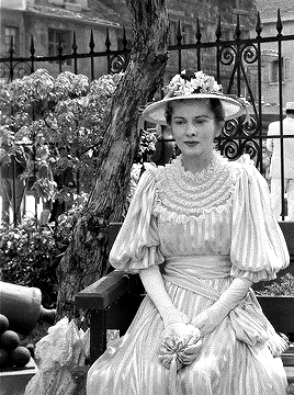 Joan Fontaine In LETTER FROM AN UNKNOWN WOMAN (1948) Costume Design By Travis Banton 