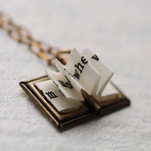 sixpenceee:  Book locket with secret customizable message. Link