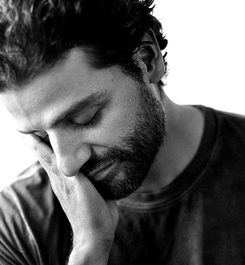 gaymerlag: lois-lane:  Oscar Isaac for Neue Journal photographed by Brigitte Lacombe     My husband 