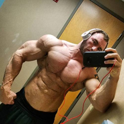 mydaddymen:  Coty Losee