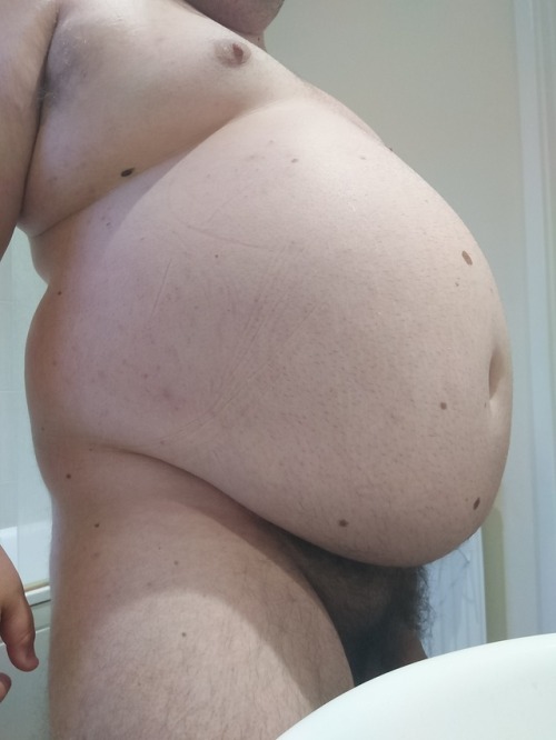 Tummy Tuesday from a bloated piggy