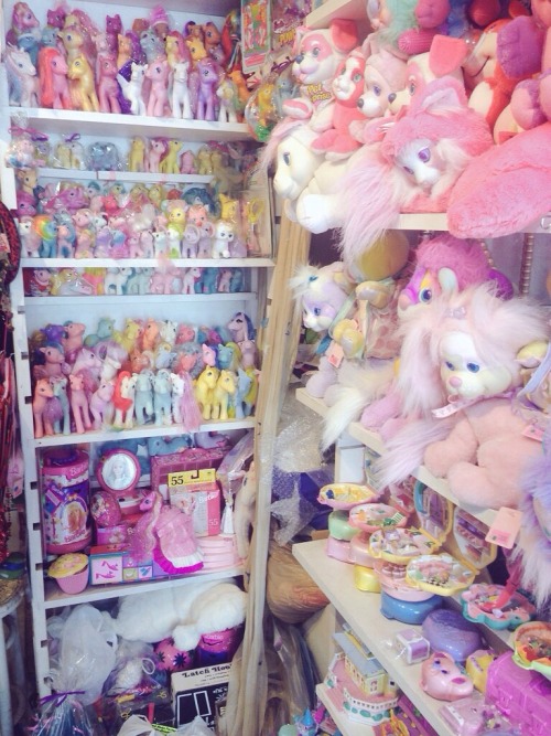 mypasteluniverse: The Spiral toy store in Harajuku! It was the most adorable place and the shop assi